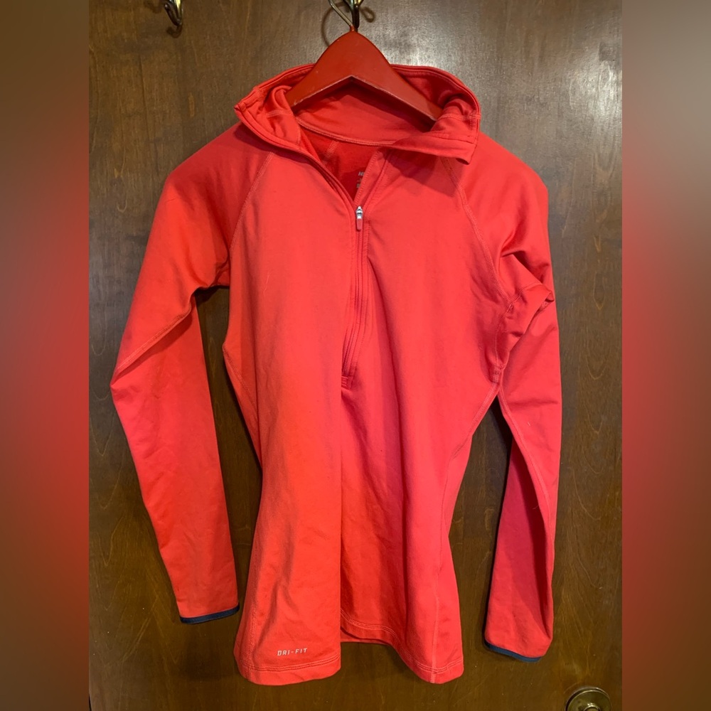 Coral Nike Dri-FIT Pullover Hoodie